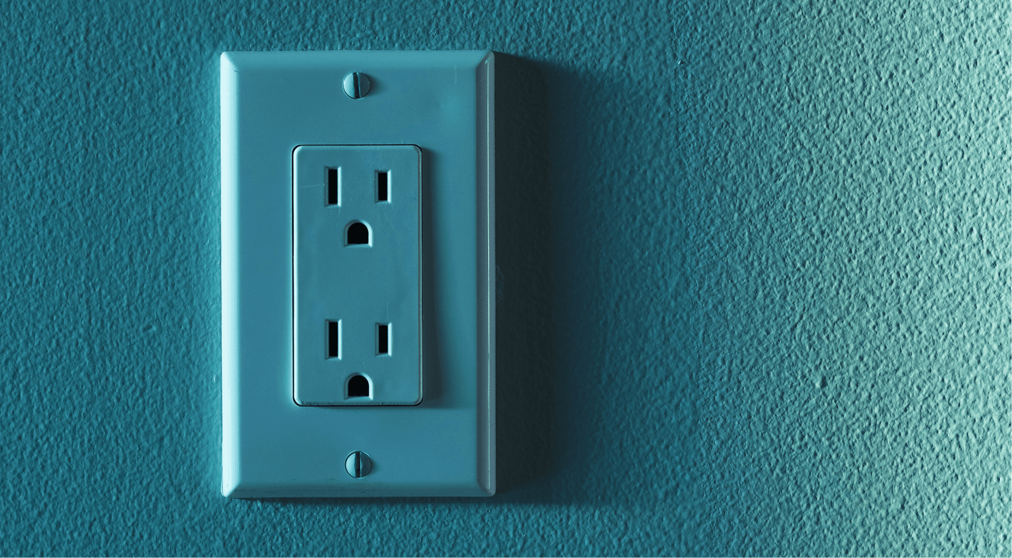 Example of backstabbed outlet risk